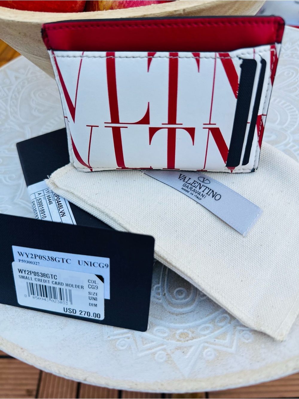 Valentino Garavani Calfskin 💙🌹White and Red Logo Card Holder